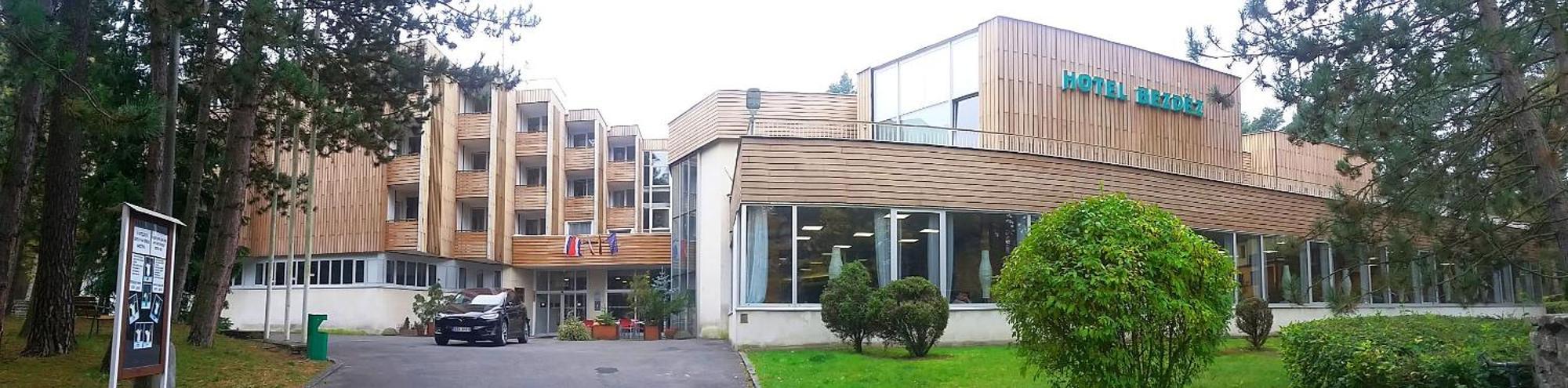 Hotel Bezdez Stare Splavy Exterior photo